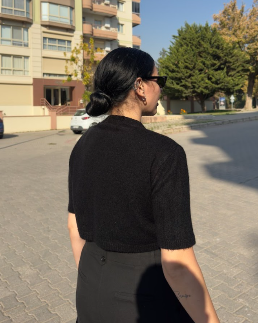 CO106 MUADİL SİYAH TRİKO