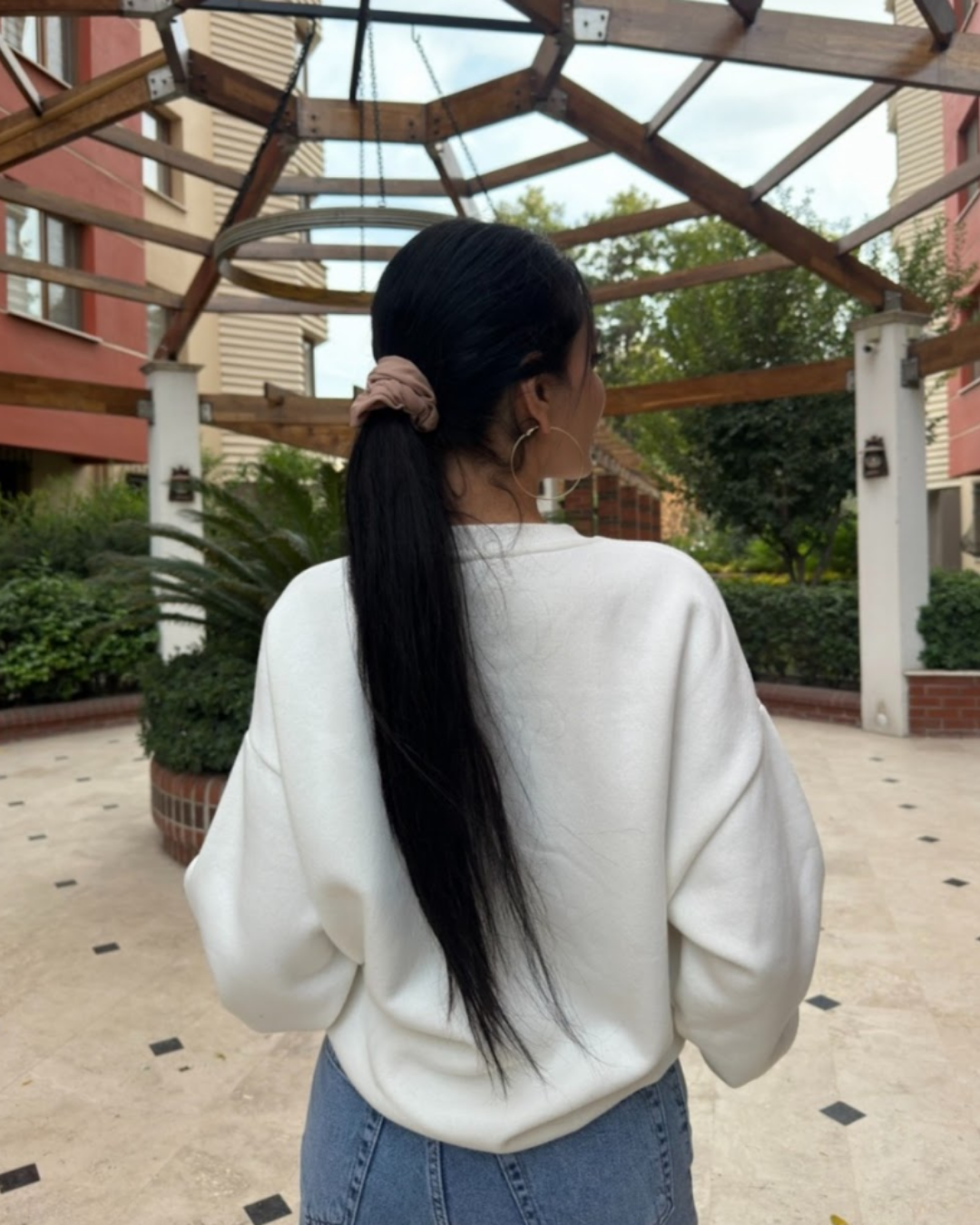 CO114 TIGER SWEATSHIRT