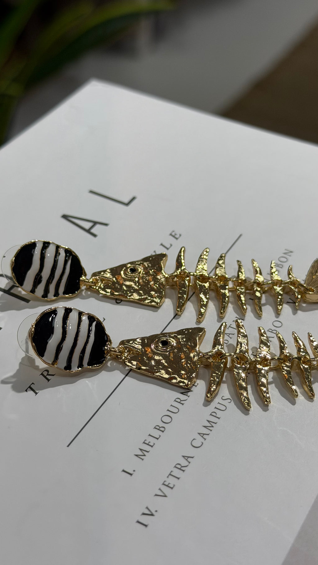 TK136 GOLD KÜPE