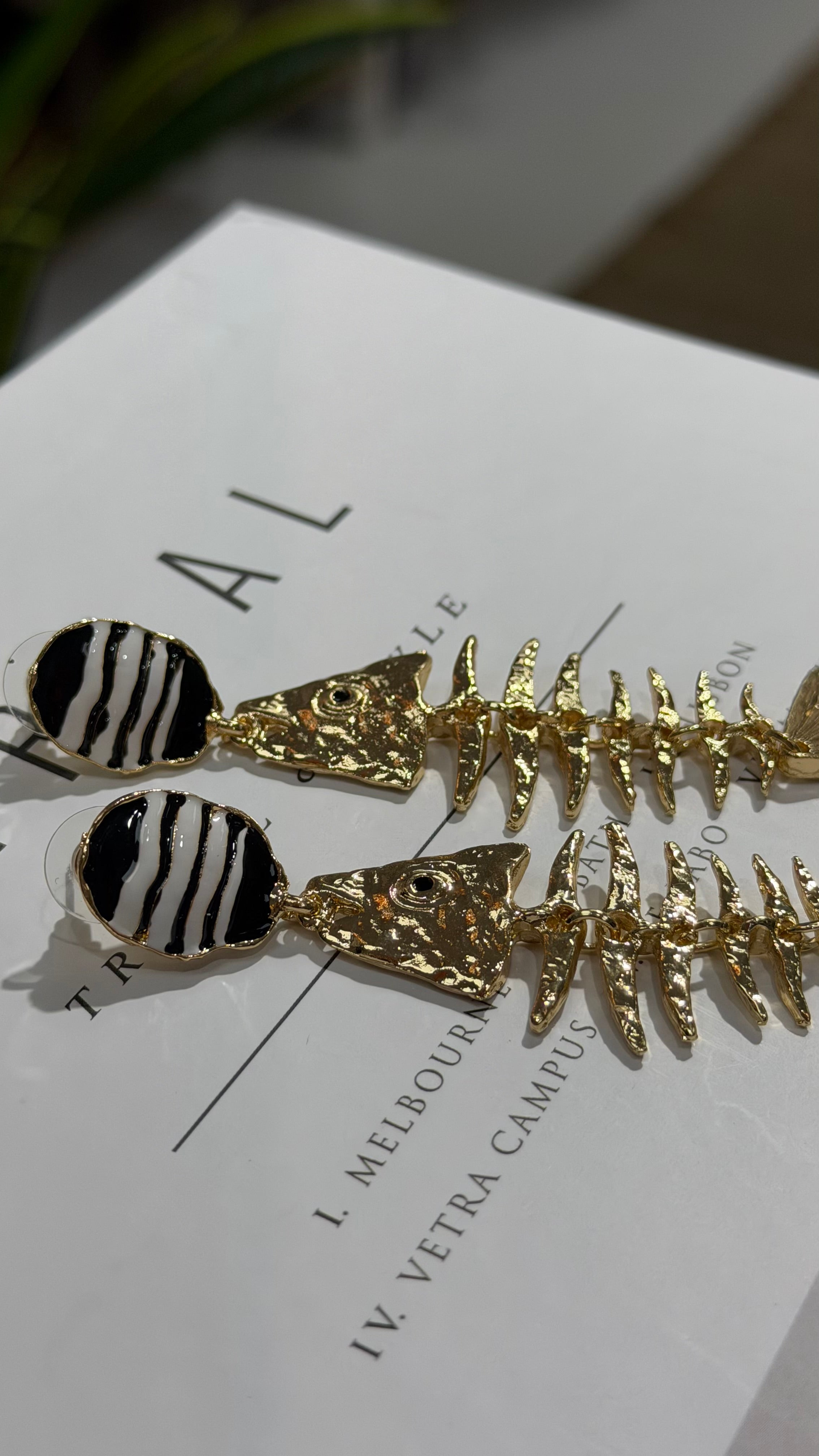 TK136 GOLD KÜPE