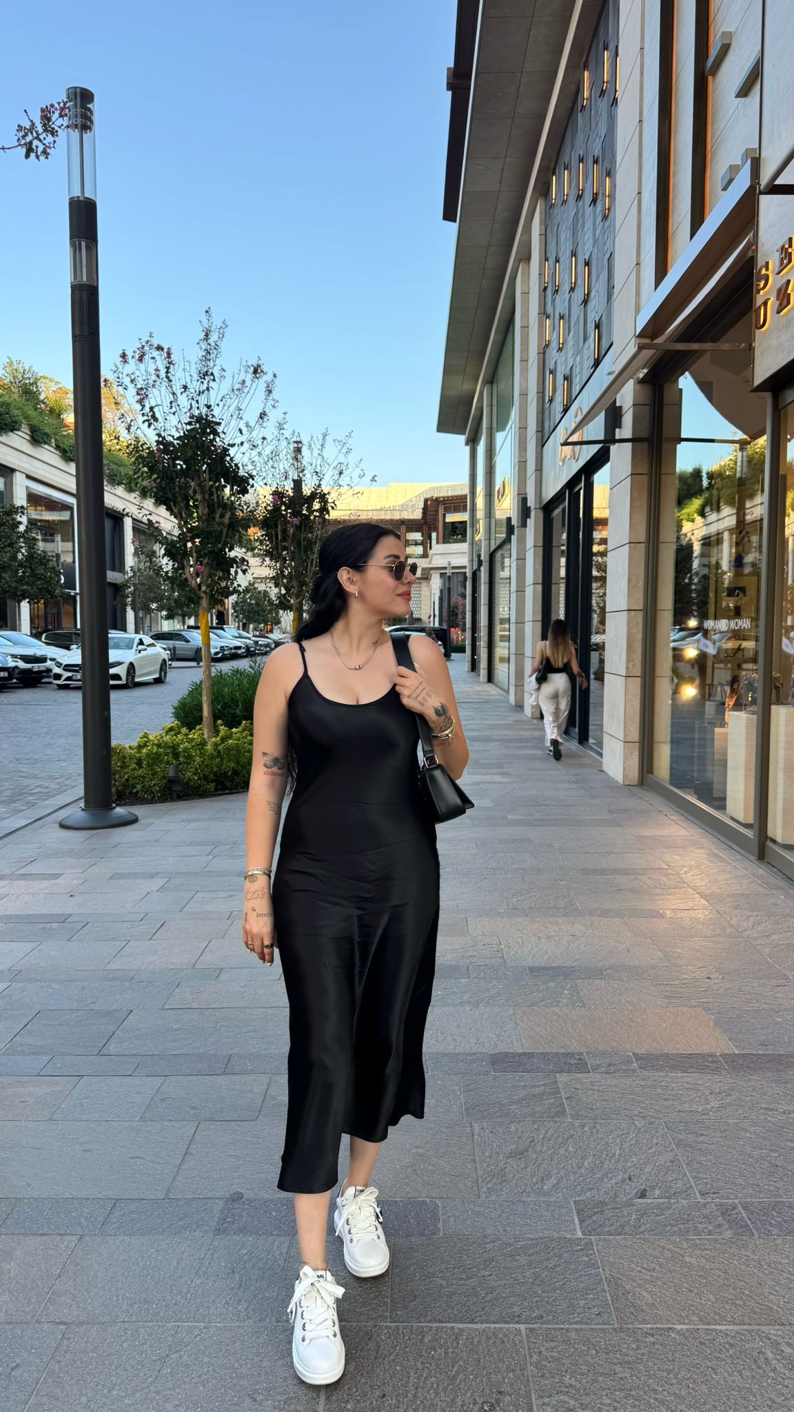 CO254 SİYAH SATEN ELBİSE