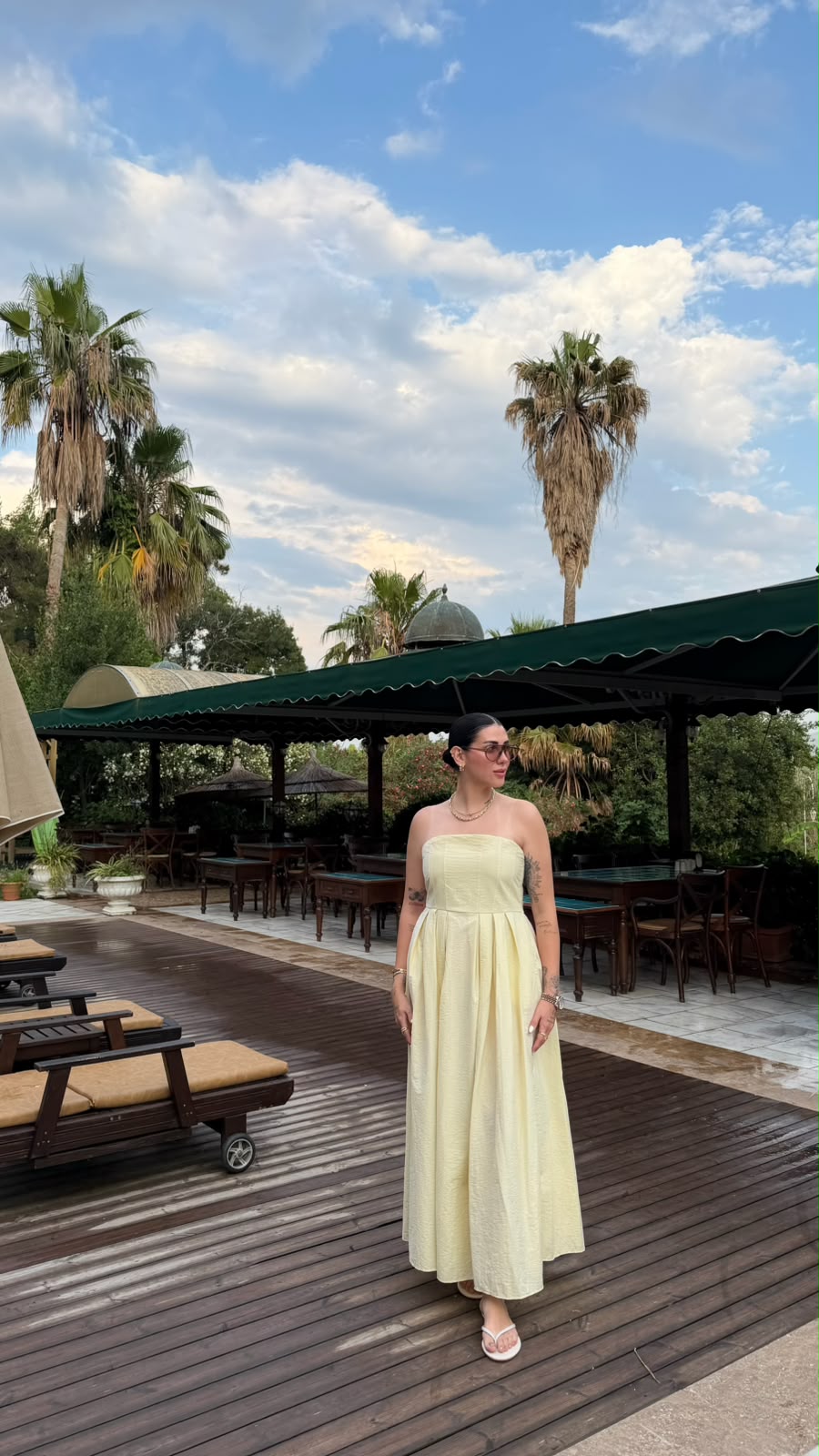 CO441 TEREYAĞ SARISI STRAPLEZ ELBİSE
